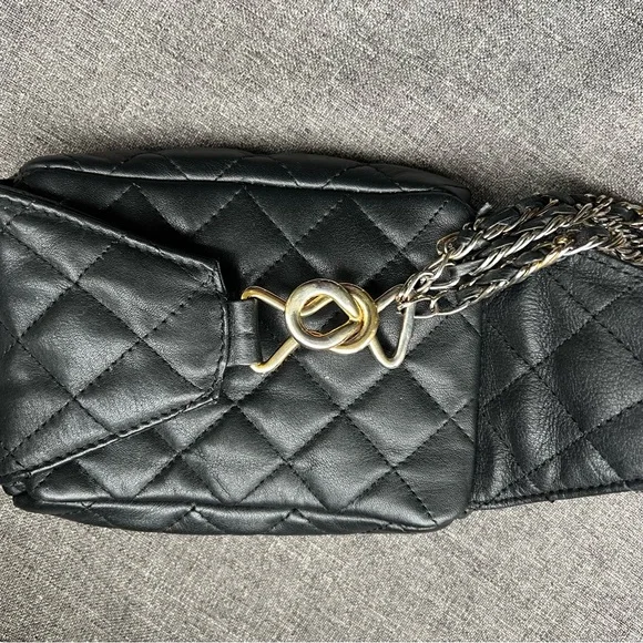 Vintage Black Quilted Chain Strap Waist Belt Bag - Picture 4 of 5
